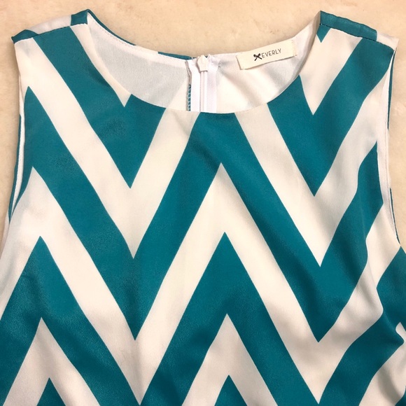 EVERLY Teal Chevron Stripe Shift Dress Medium - Picture 3 of 6